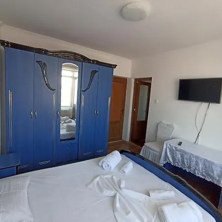 Vila Albatros Konukevi *